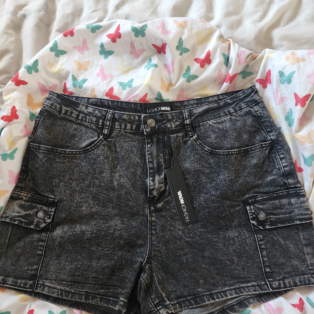 Fashion Nova Charcoal Cargo Shorts
